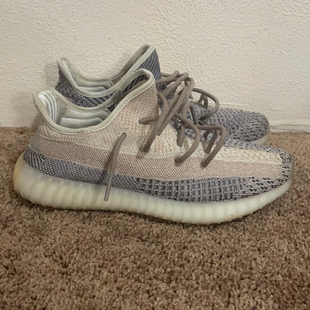 Yeezy 350 v2 ash pearl